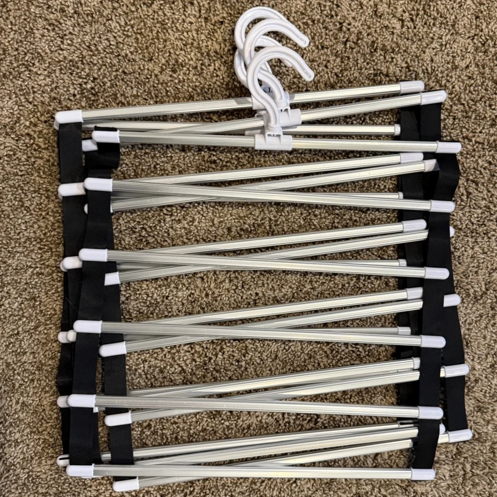 Space Saving Clothes Hangers,4 pack Unused, like new